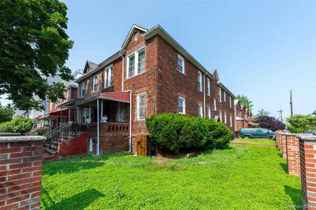 1681 Brooklyn Avenue Brooklyn NY 11210