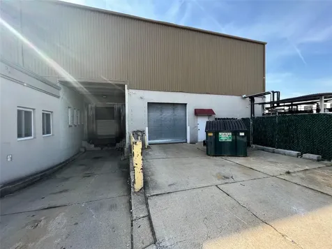 131 Liberty Avenue Avenue Mineola NY 11501