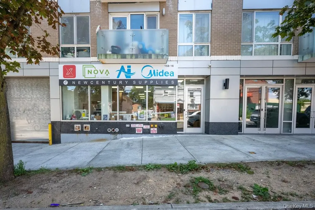 158-15 Union Turnpike Fresh Meadows NY 11366