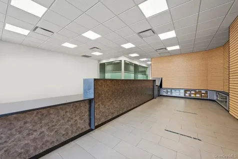 158-15 Union Turnpike Fresh Meadows NY 11366