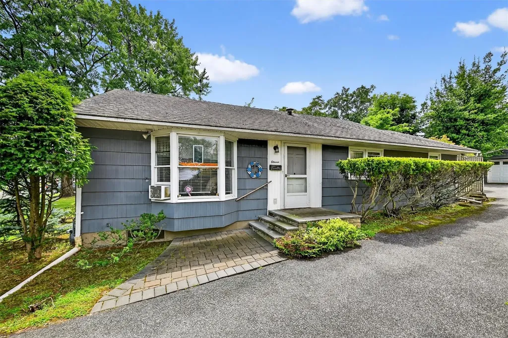 11 East Road Blauvelt NY 10913