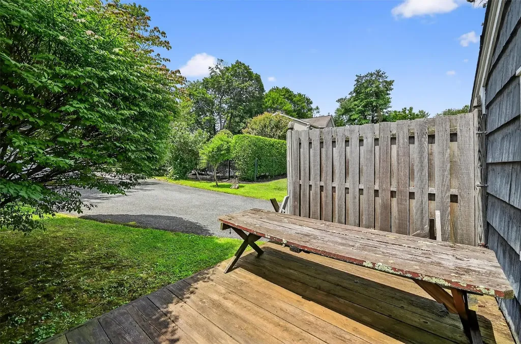 11 East Road Blauvelt NY 10913