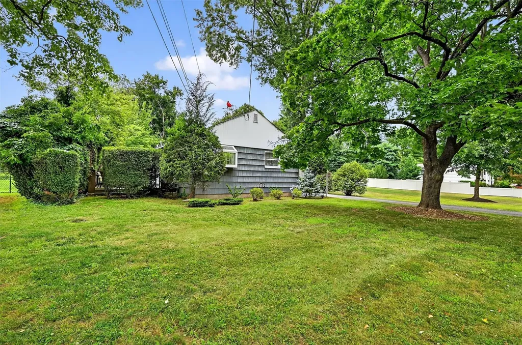 11 East Road Blauvelt NY 10913