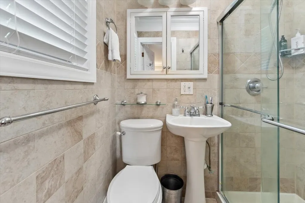 2 Greystone Terrace Yonkers NY 10701