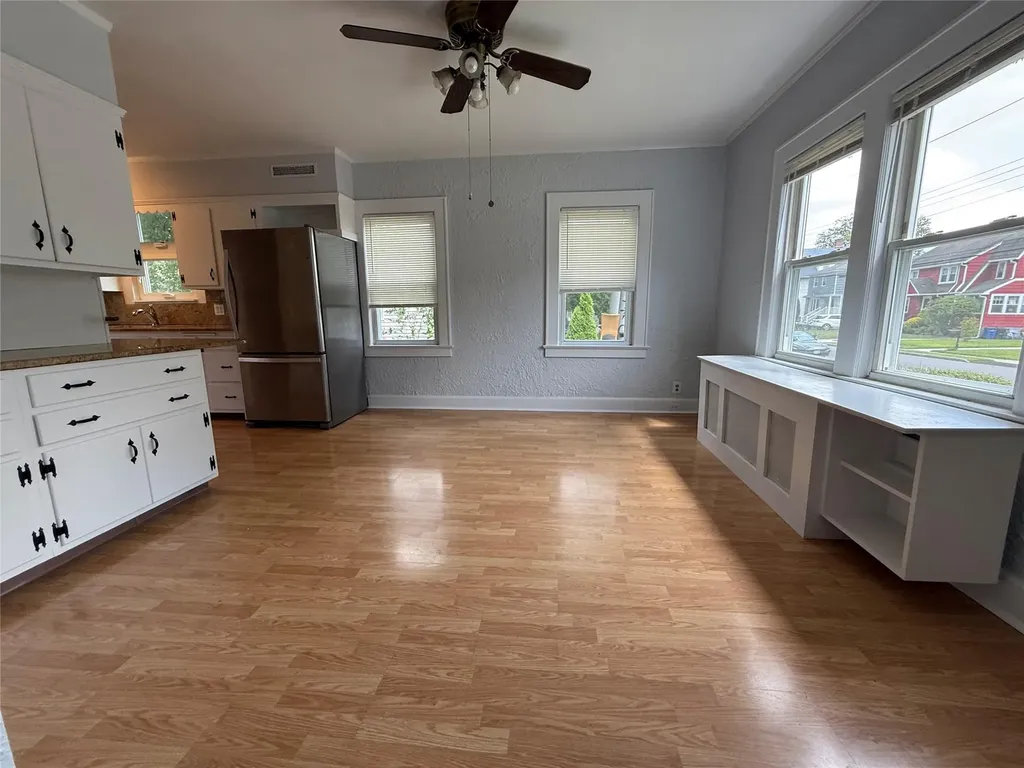 1074 Hunter Avenue Pelham NY 10803