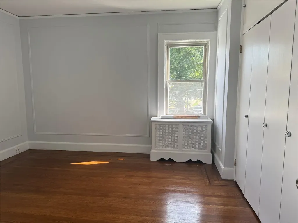 1074 Hunter Avenue Pelham NY 10803