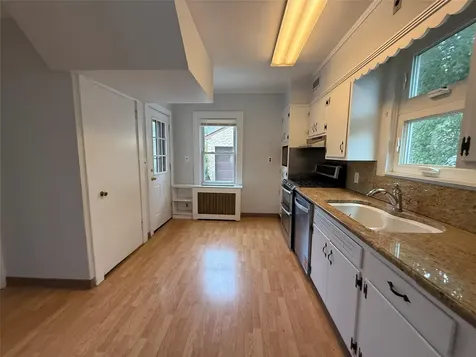 1074 Hunter Avenue Pelham NY 10803