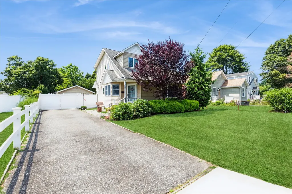 160 Washington Avenue Patchogue NY 11772