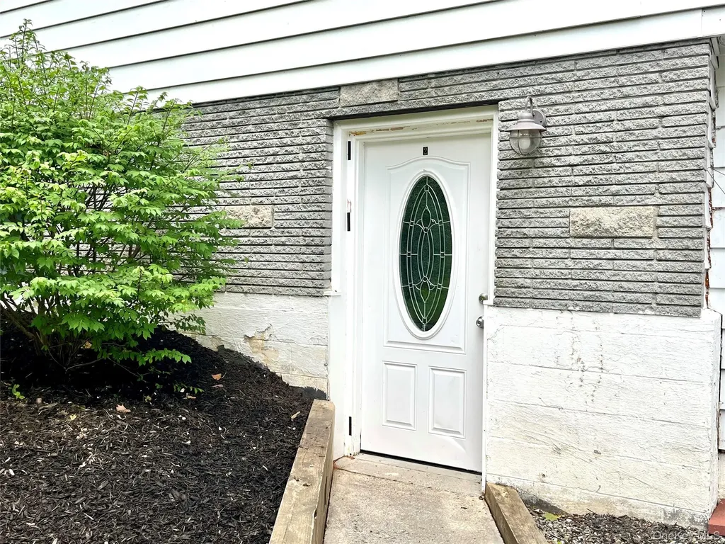 34 Luty Drive Hyde Park NY 12538