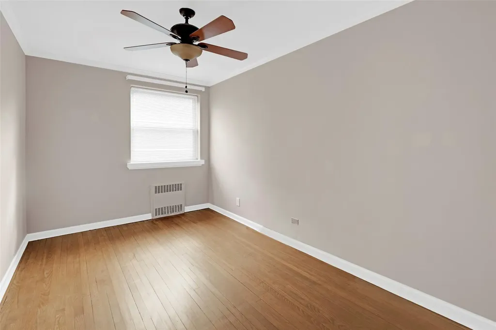 162-21 Powells Cove Boulevard Beechhurst NY 11357