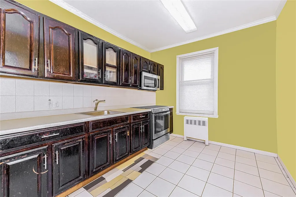4101 Paulding Avenue Bronx NY 10466