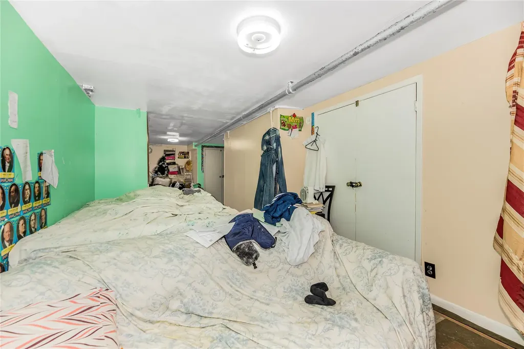 4101 Paulding Avenue Bronx NY 10466