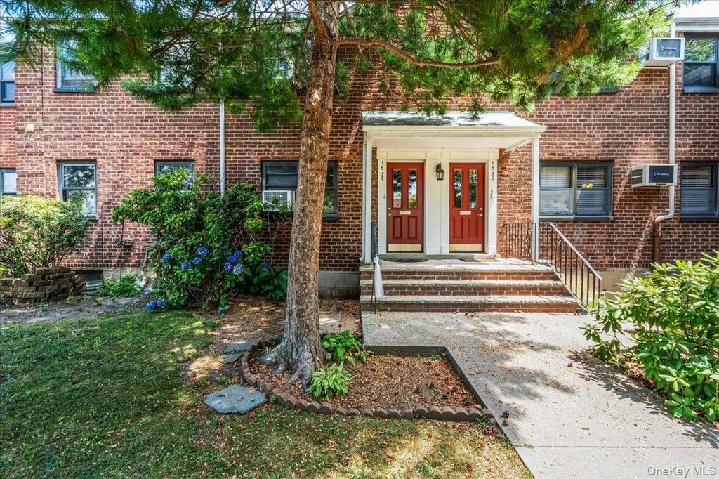 16-37 Utopia Parkway Whitestone NY 11357