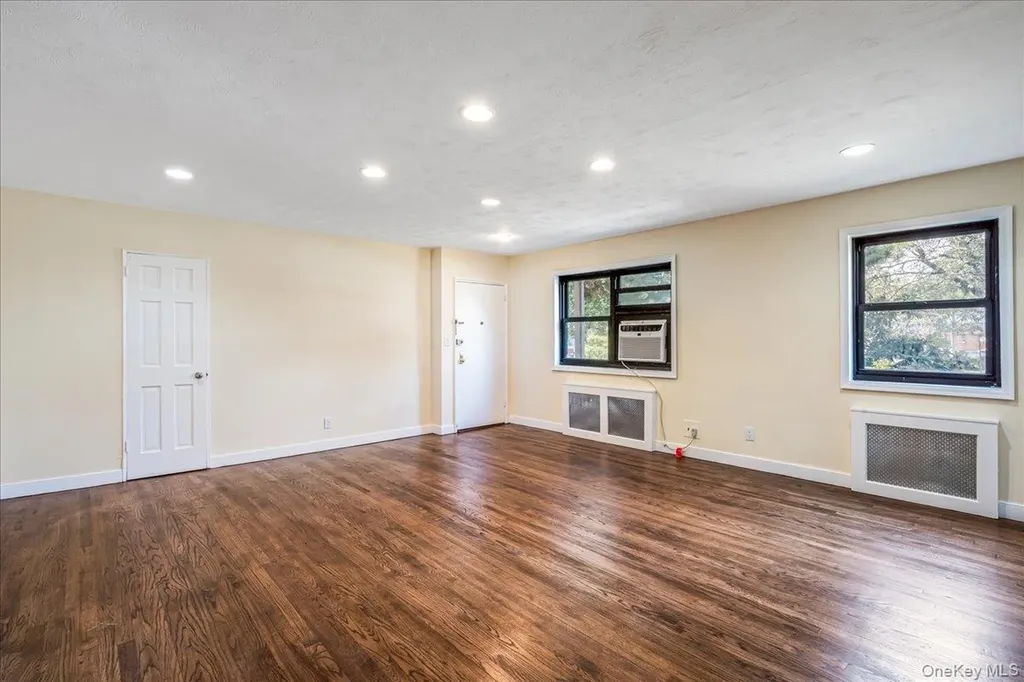 16-37 Utopia Parkway Whitestone NY 11357