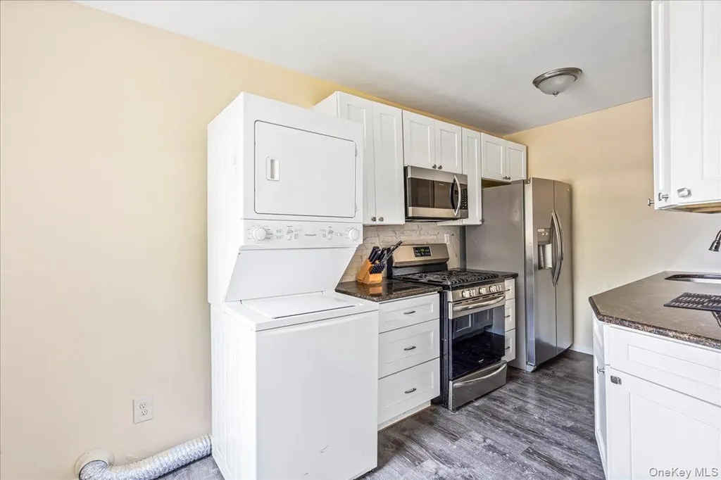 16-37 Utopia Parkway Whitestone NY 11357