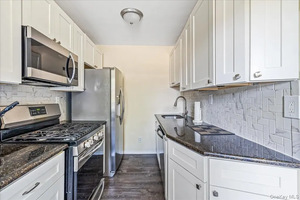 16-37 Utopia Parkway Whitestone NY 11357