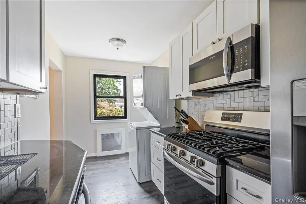16-37 Utopia Parkway Whitestone NY 11357