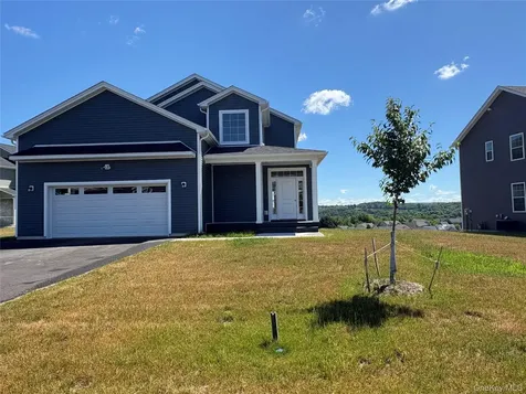 34 Dartmouth Drive Poughkeepsie NY 12603