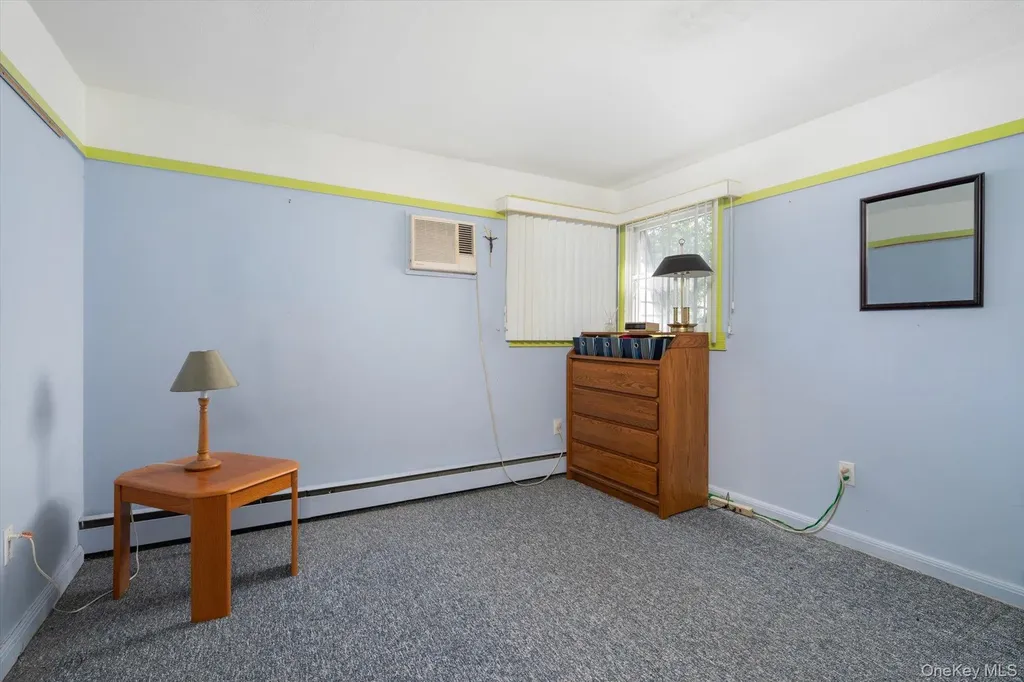 685 Gardiners Avenue Levittown NY 11756