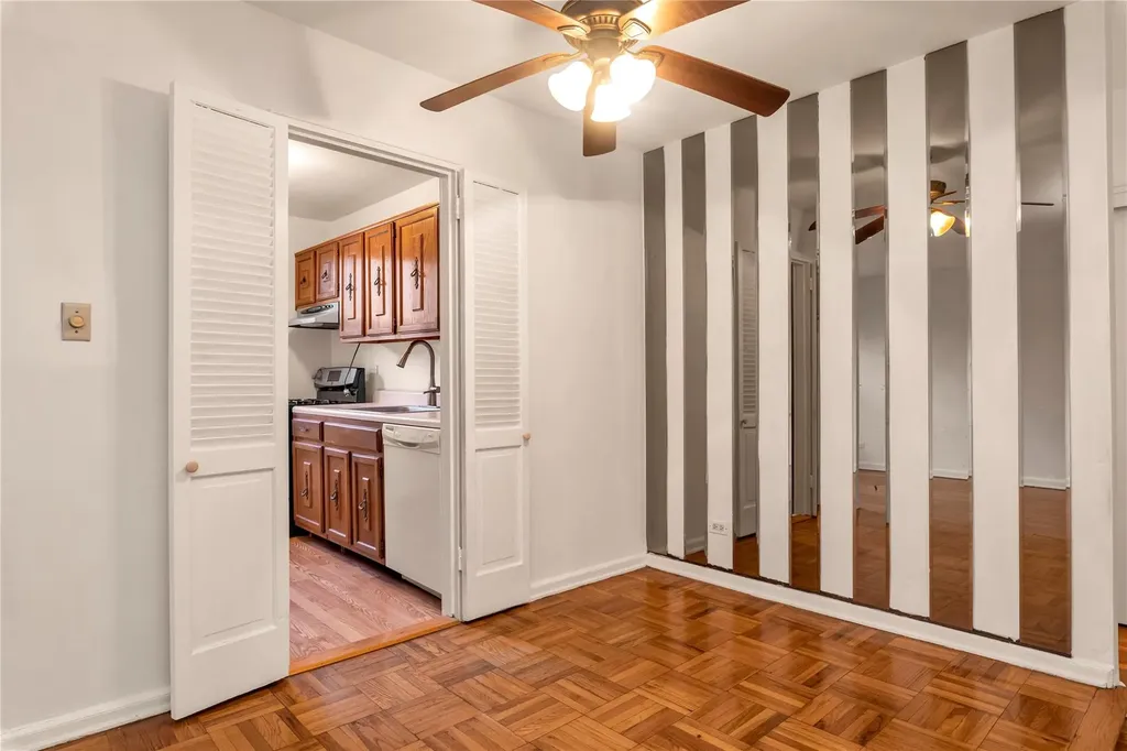 141-05 Pershing Crescent Briarwood NY 11432