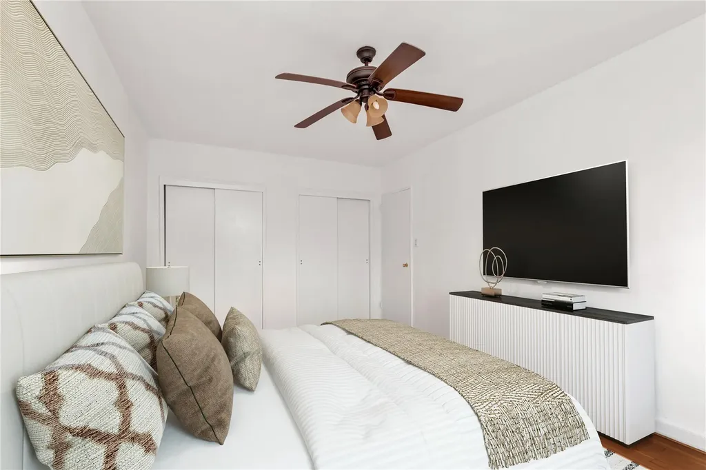 141-05 Pershing Crescent Briarwood NY 11432