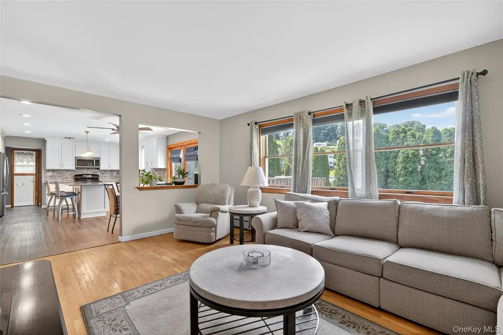 53 Hastings Lane Stony Point NY 10980