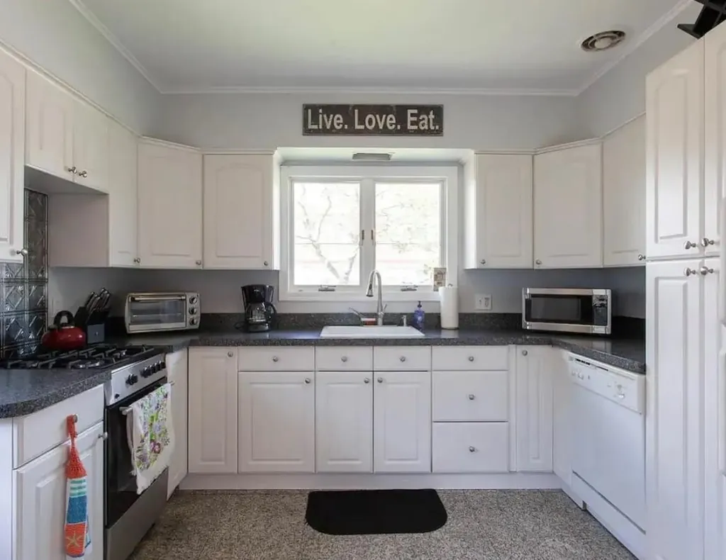 570 E Chester Street Long Beach NY 11561