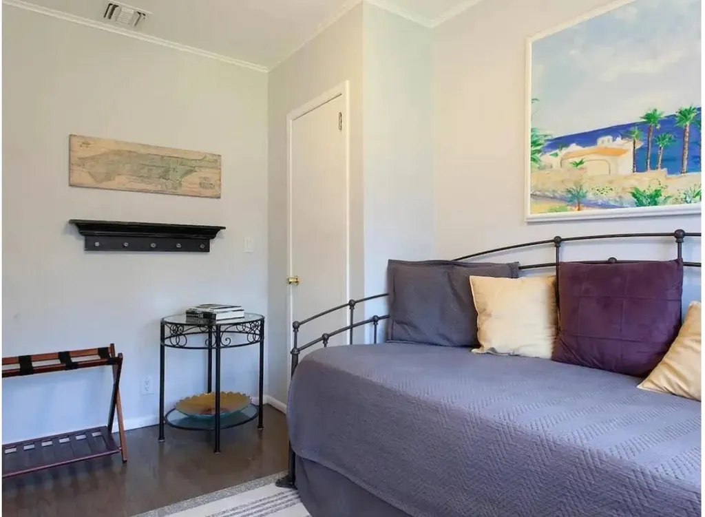 570 E Chester Street Long Beach NY 11561