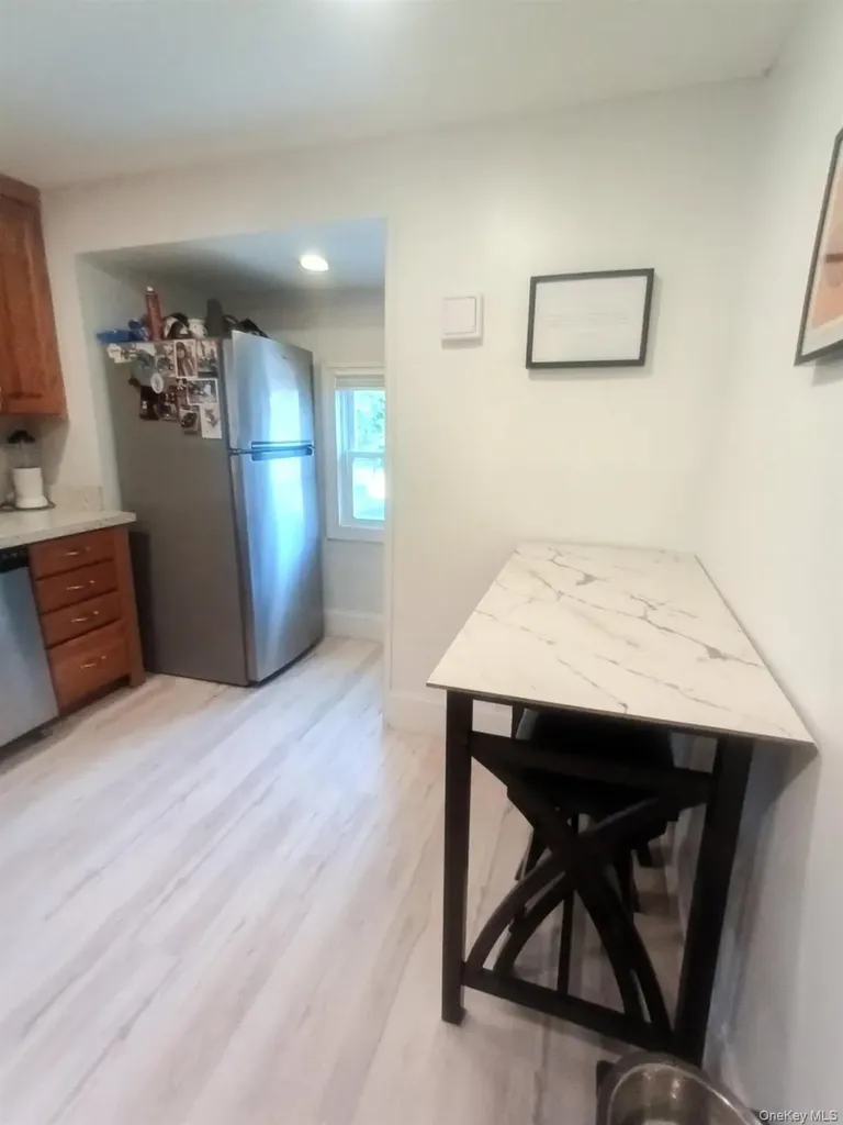 2 Maple Grove Court Baldwin NY 11510