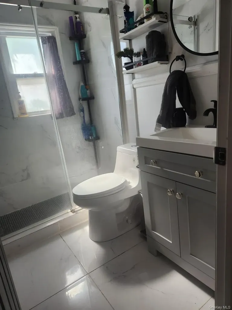 2 Maple Grove Court Baldwin NY 11510