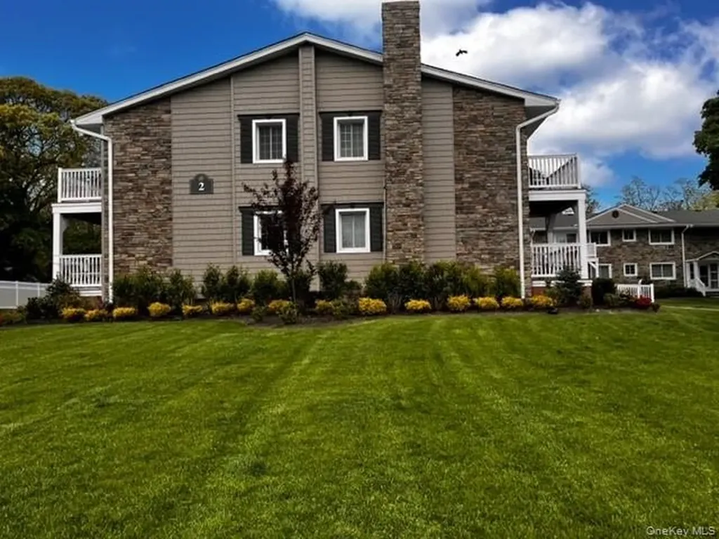 5 Williams Boulevard Lake Grove NY 11755