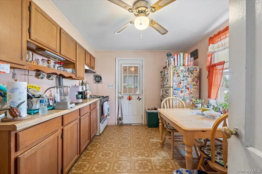 9 Revere Avenue Bethpage NY 11714