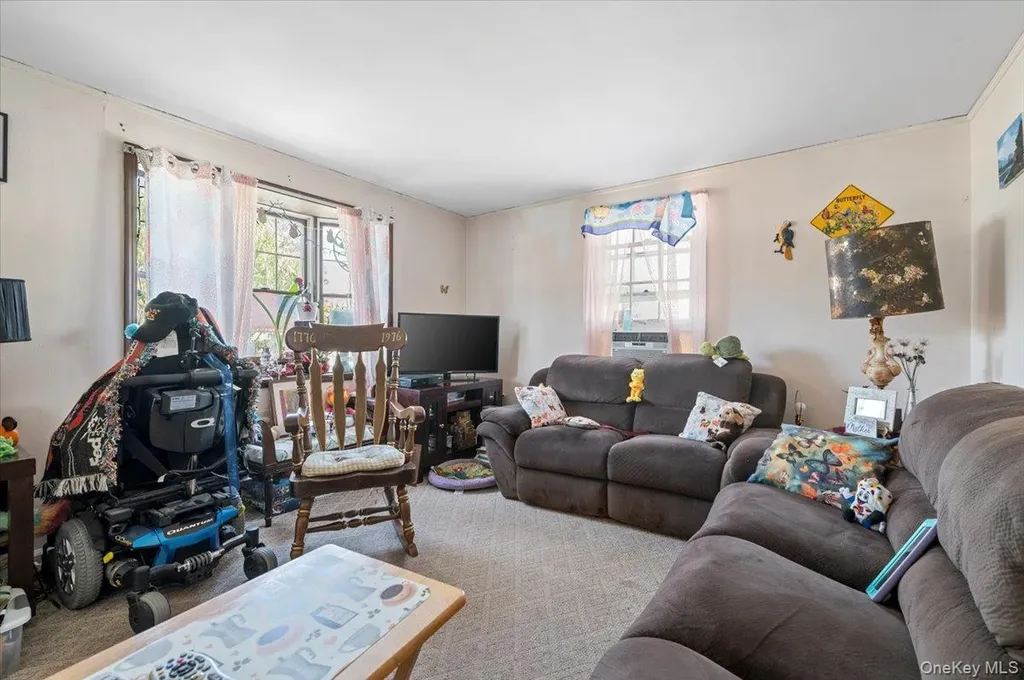 9 Revere Avenue Bethpage NY 11714