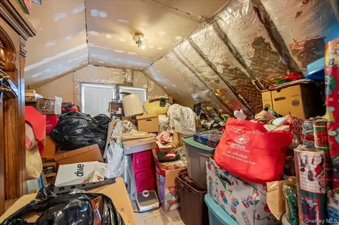 9 Revere Avenue Bethpage NY 11714