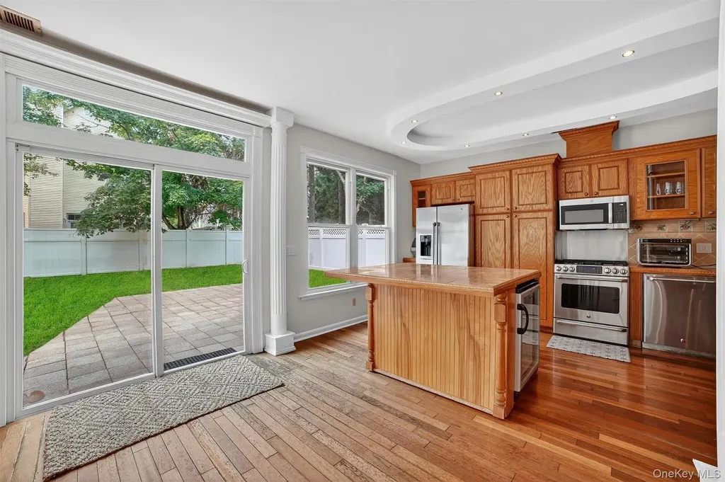 11 Scofield Court Peekskill NY 10566