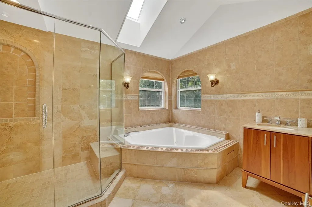 11 Scofield Court Peekskill NY 10566