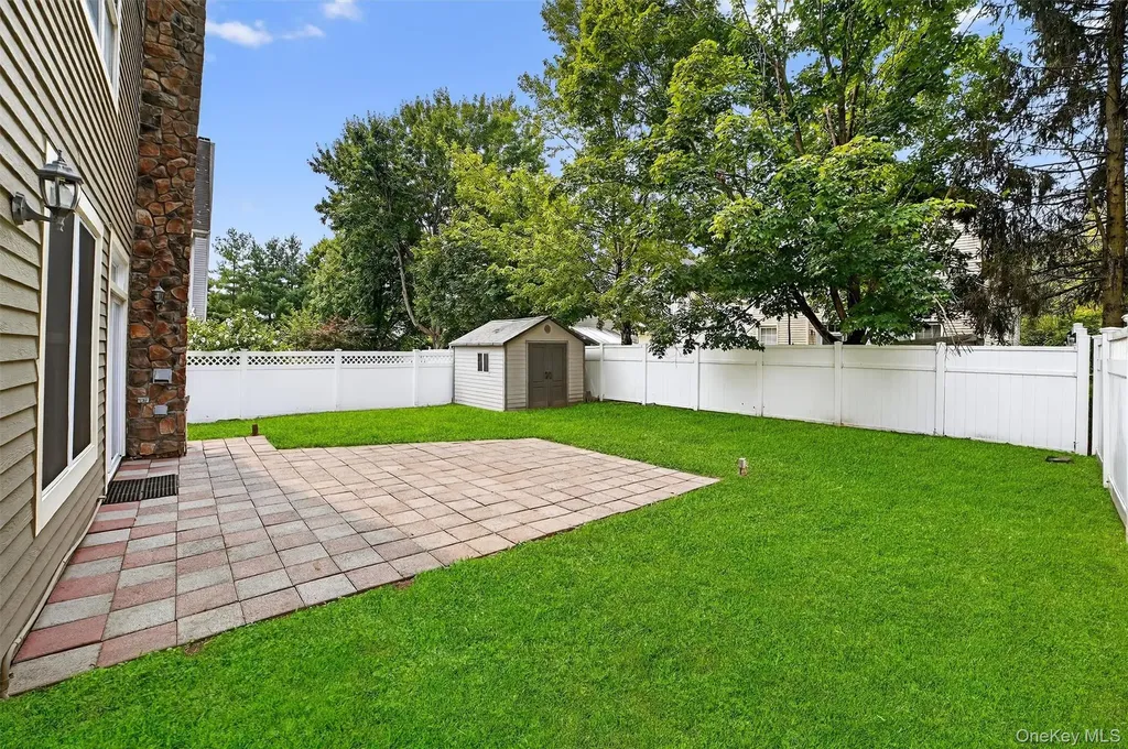 11 Scofield Court Peekskill NY 10566