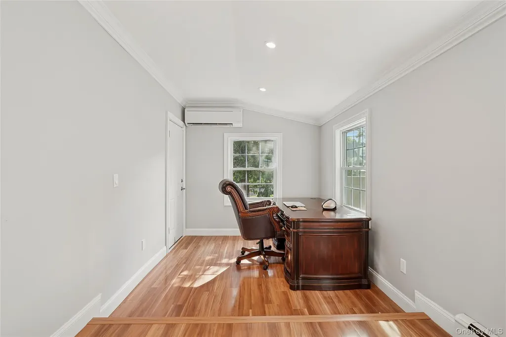 2 Ross Road Babylon NY 11702