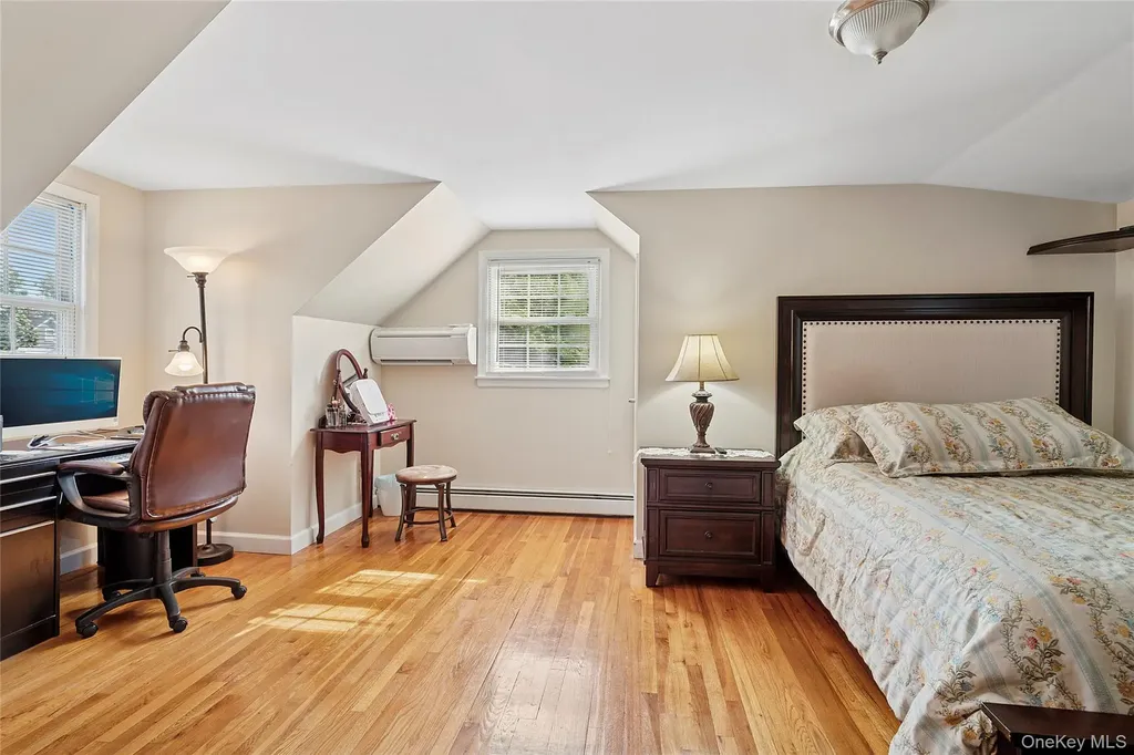 2 Ross Road Babylon NY 11702