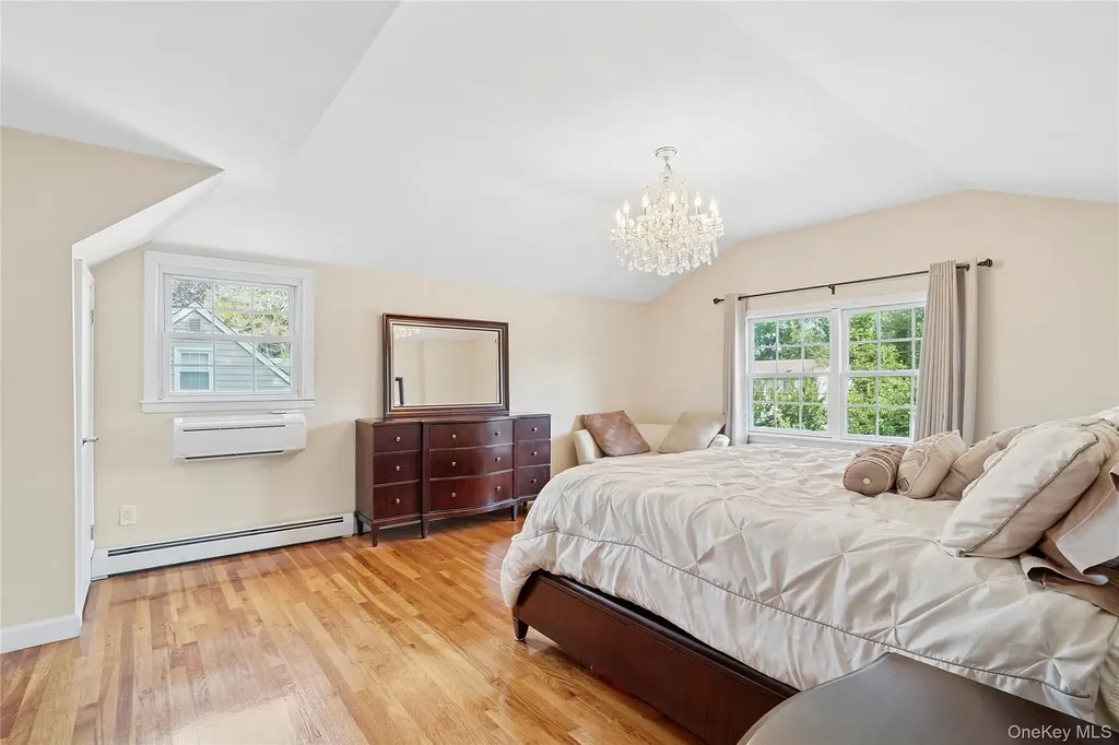 2 Ross Road Babylon NY 11702