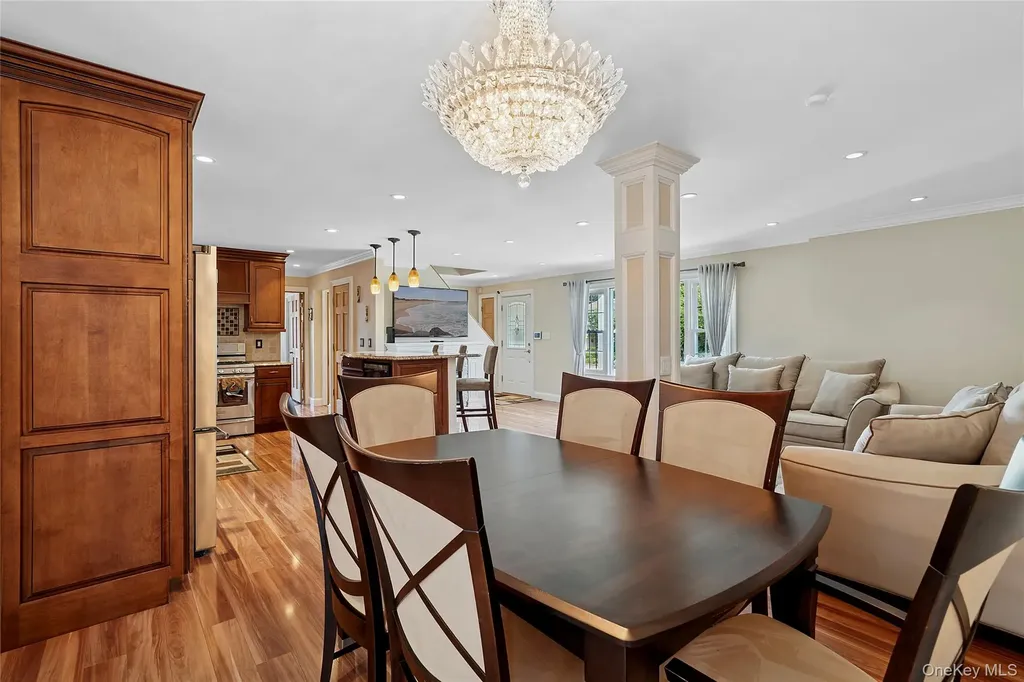 2 Ross Road Babylon NY 11702