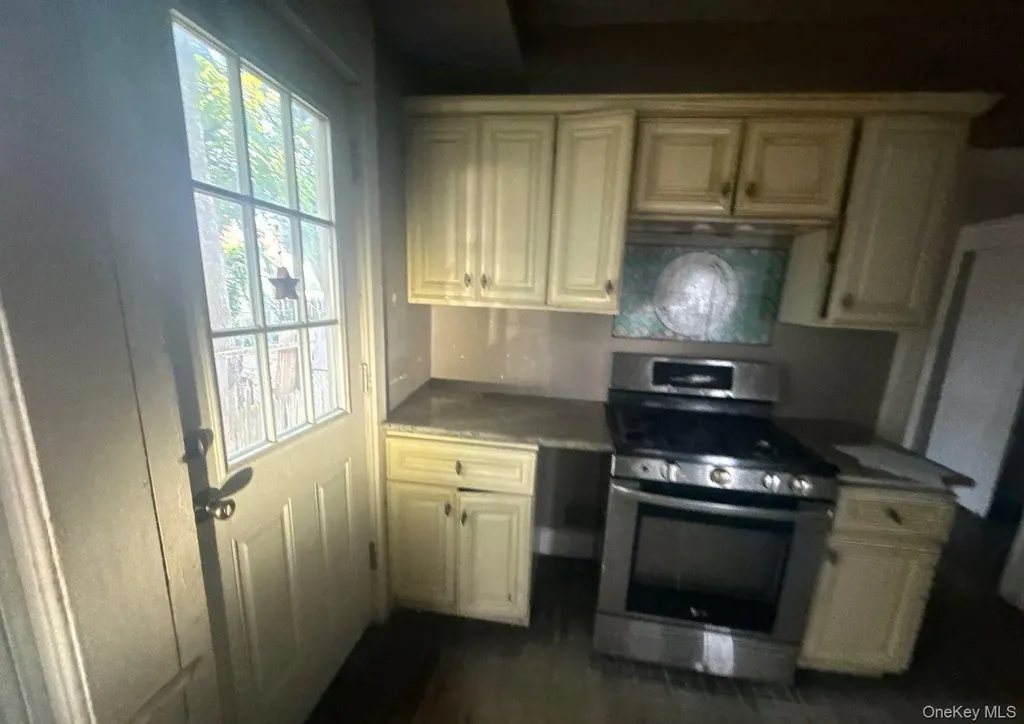 578 Seaman Avenue Baldwin NY 11510