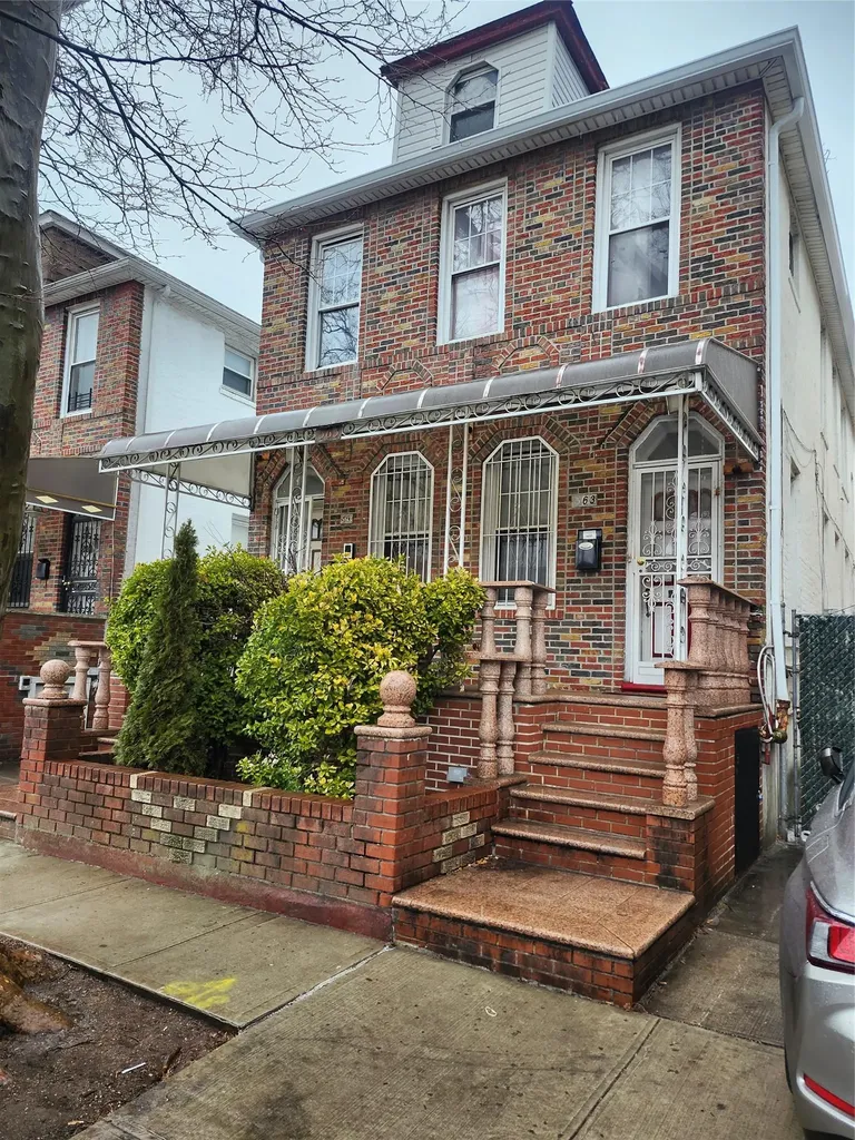 563 E 91st Street Brooklyn NY 11236