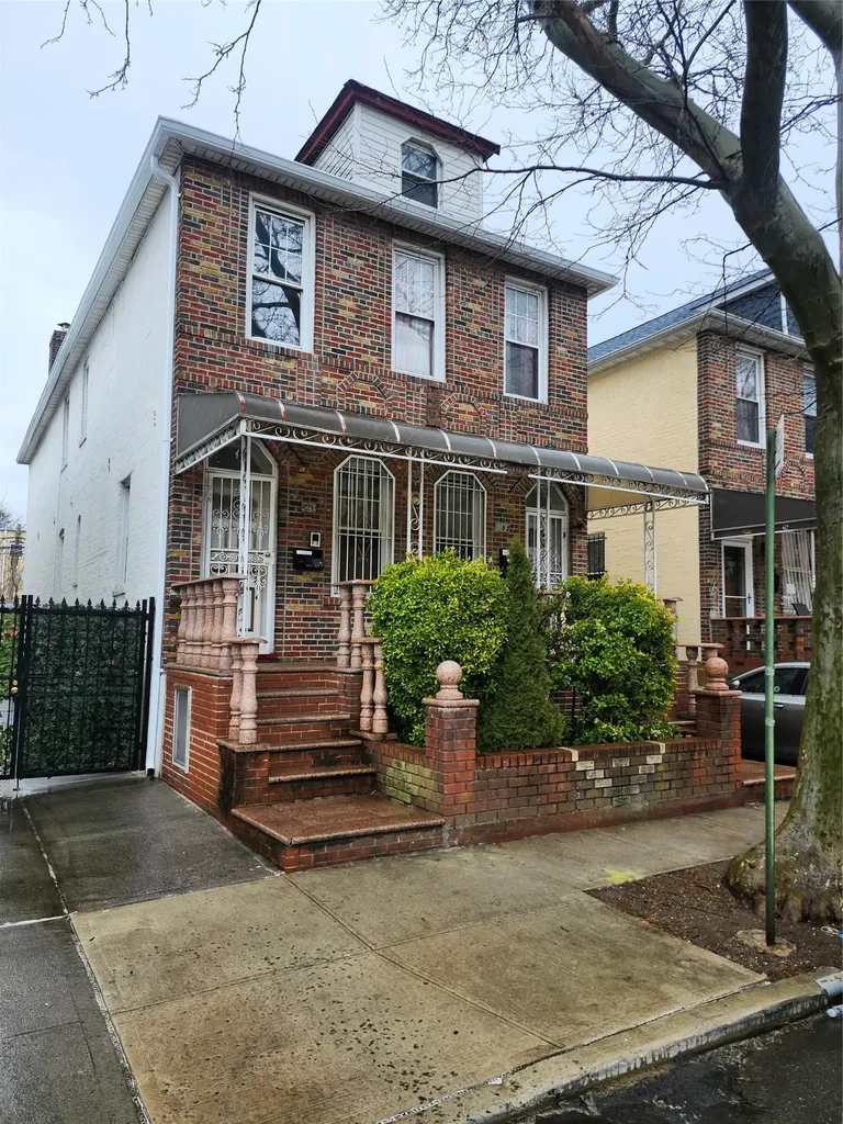 563 E 91st Street Brooklyn NY 11236