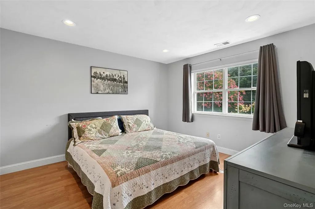 5 Windcrest Drive Manorville NY 11949