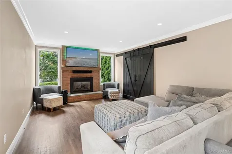 5 Windcrest Drive Manorville NY 11949