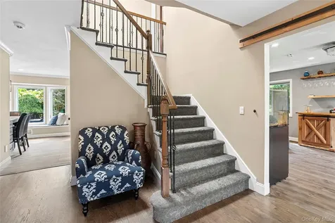 5 Windcrest Drive Manorville NY 11949