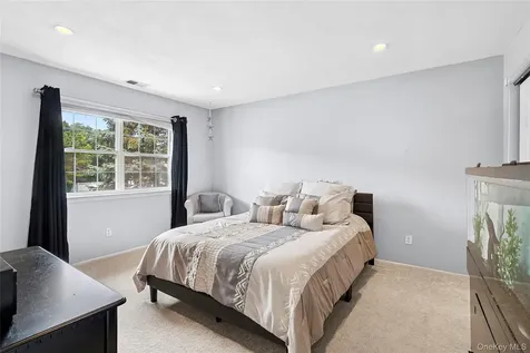 5 Windcrest Drive Manorville NY 11949