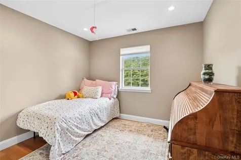 5 Windcrest Drive Manorville NY 11949