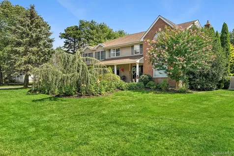 5 Windcrest Drive Manorville NY 11949